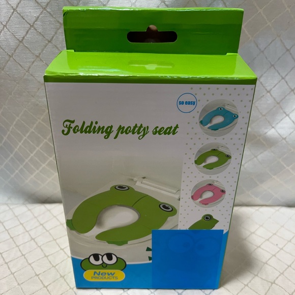 Travel Foldable Froggy Potty Seat With Bag - Picture 1 of 3